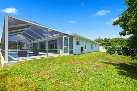186 NE Dominican Terrace Port St Lucie FL 34983