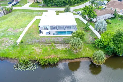 186 NE Dominican Terrace Port St Lucie FL 34983
