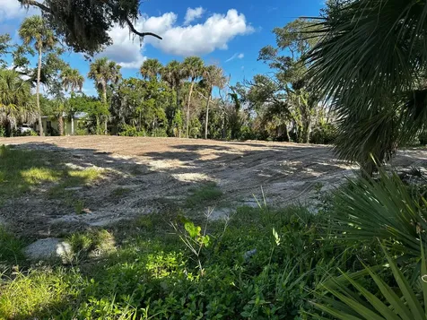 525 Acacia Road Vero Beach FL 32963