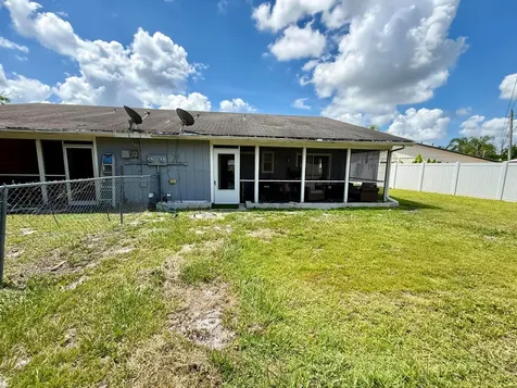 4441-4443 SE Village Road Stuart FL 34997