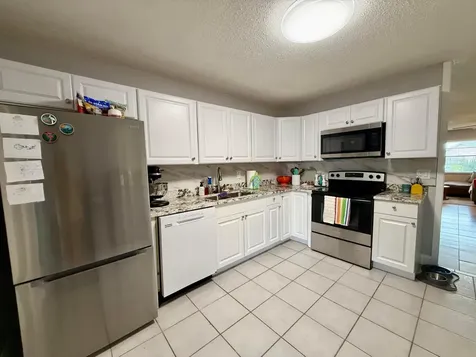 4441-4443 SE Village Road Stuart FL 34997