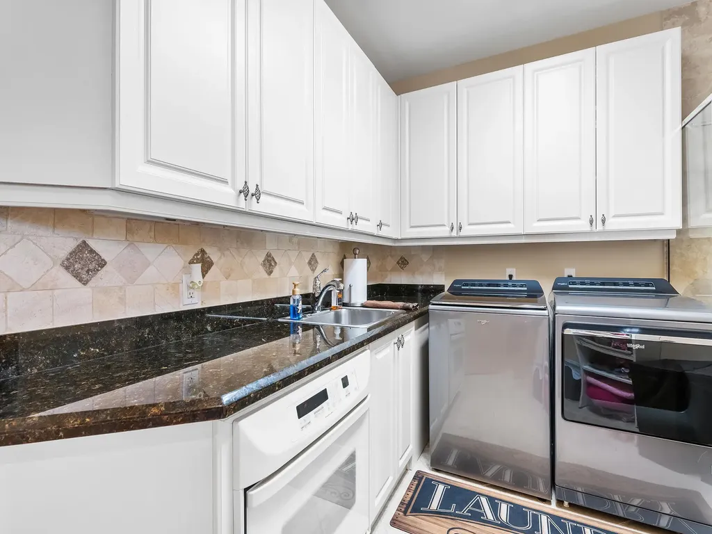 8800 NW 68th Court Parkland FL 33067