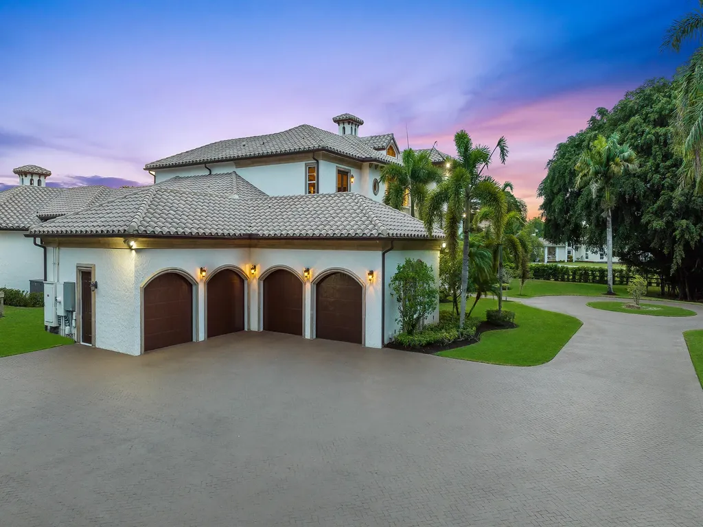 8800 NW 68th Court Parkland FL 33067