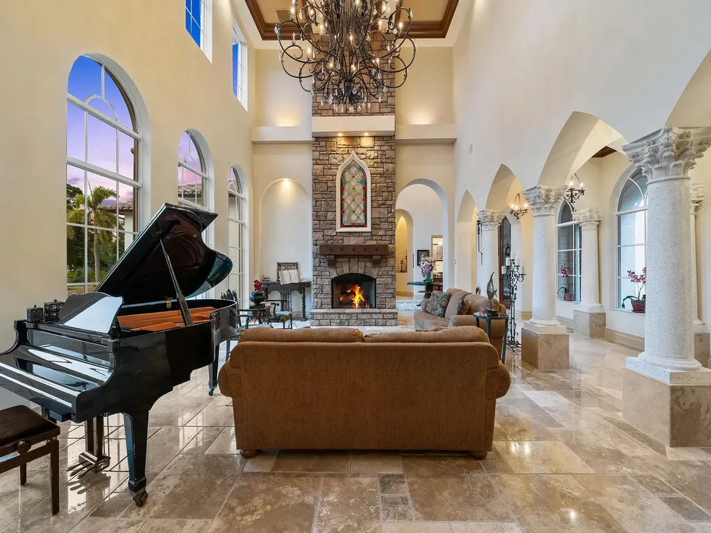 8800 NW 68th Court Parkland FL 33067