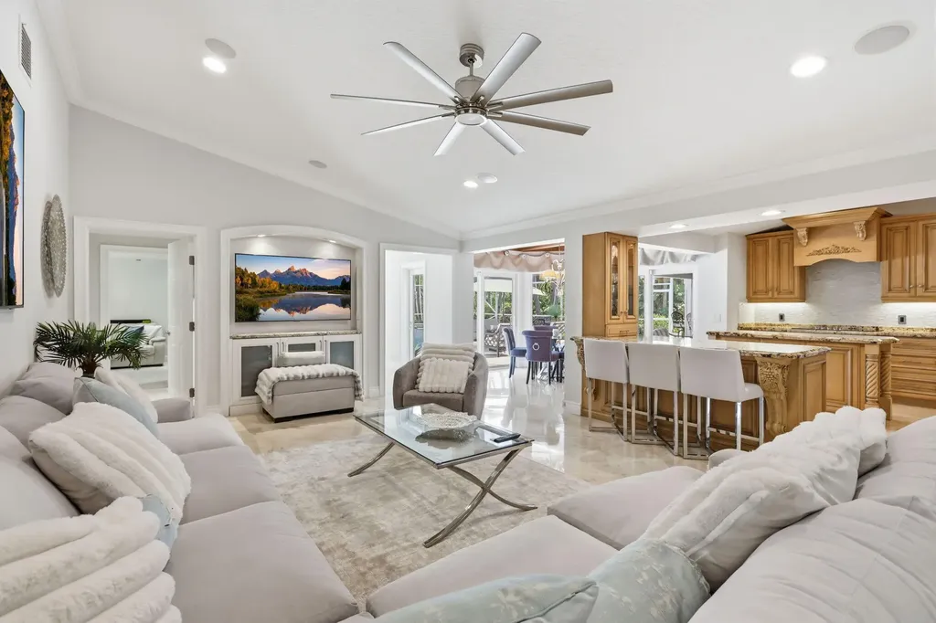 2151 NW 30th Road Boca Raton FL 33431