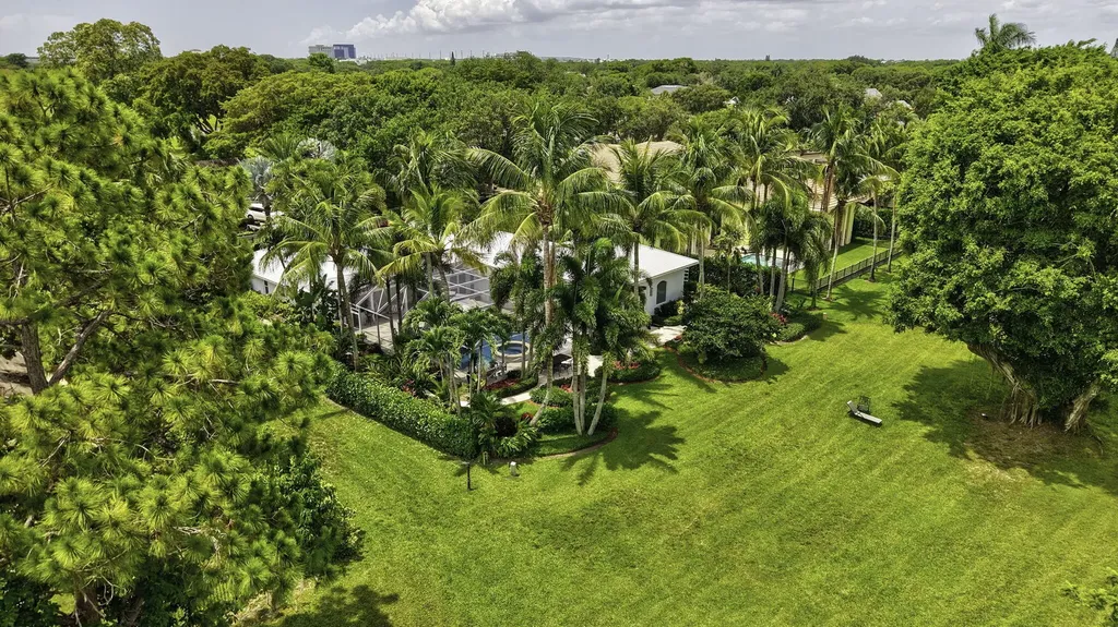 2151 NW 30th Road Boca Raton FL 33431