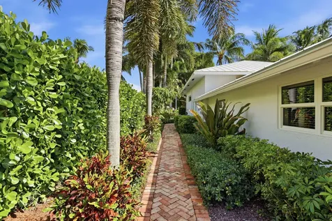 2151 NW 30th Road Boca Raton FL 33431