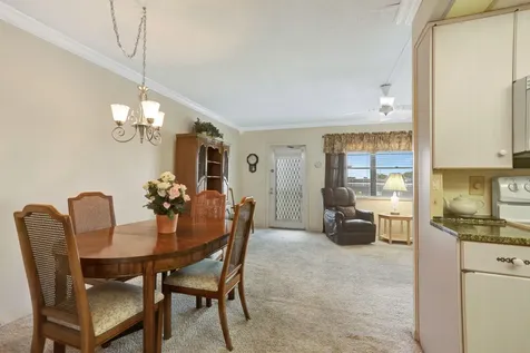 432 Grantham Deerfield Beach FL 33442