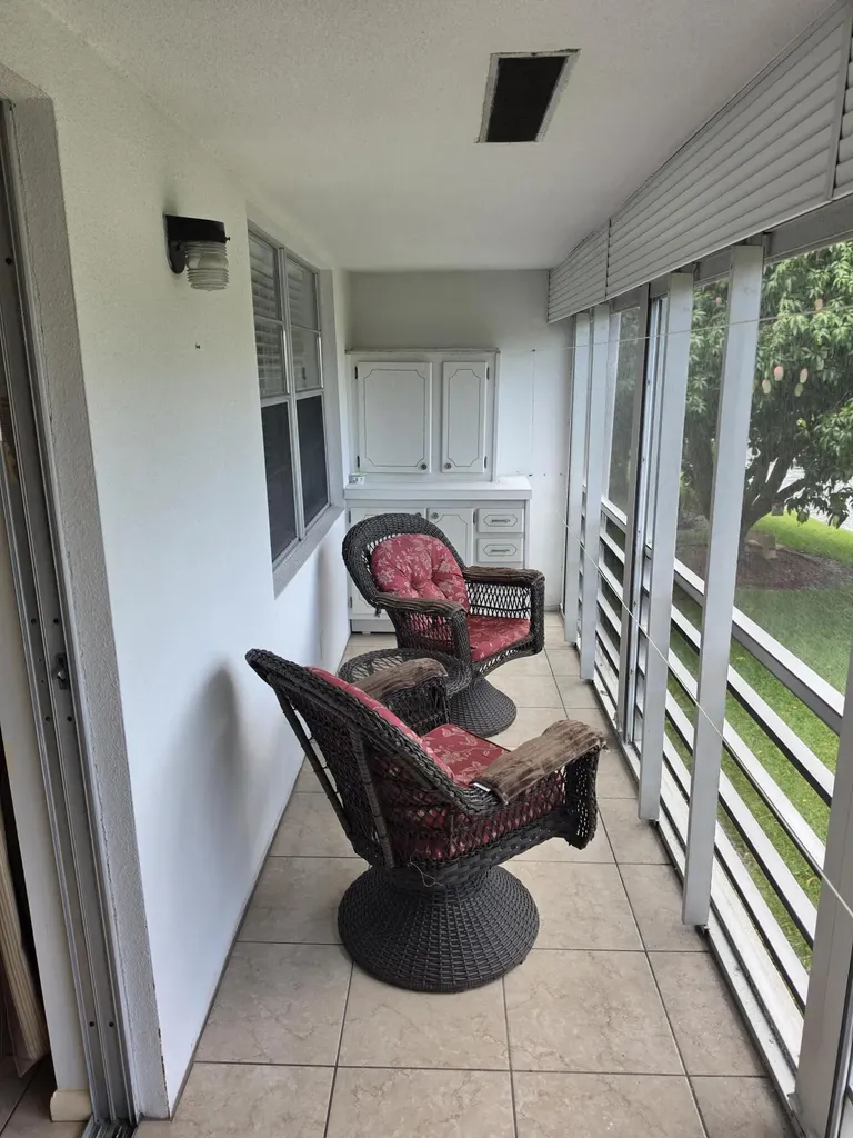 15 Markham Deerfield Beach FL 33442