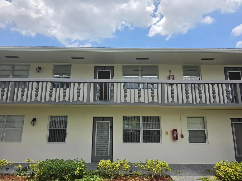 15 Markham Deerfield Beach FL 33442