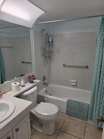 15 Markham Deerfield Beach FL 33442