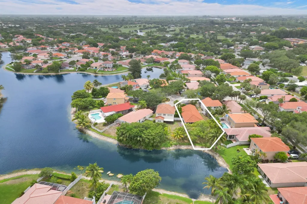 13525 NW 5th Court Plantation FL 33325