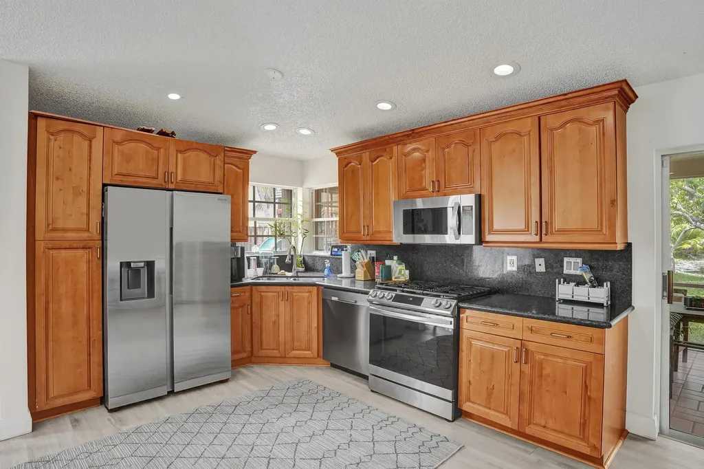 13525 NW 5th Court Plantation FL 33325