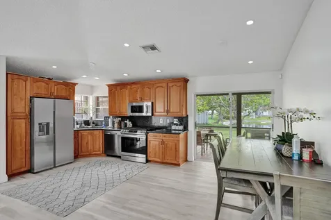 13525 NW 5th Court Plantation FL 33325