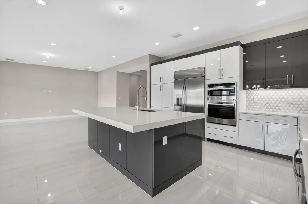 17089 Rainbow Falls Trail Boca Raton FL 33496