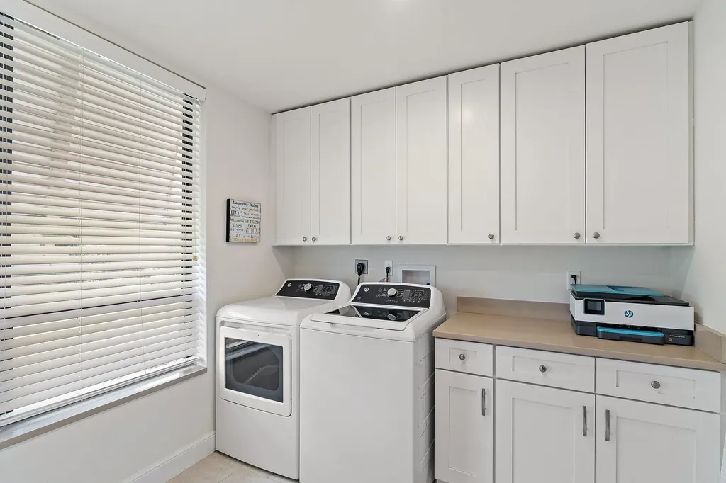 261 Old Meadow Way Palm Beach Gardens FL 33418