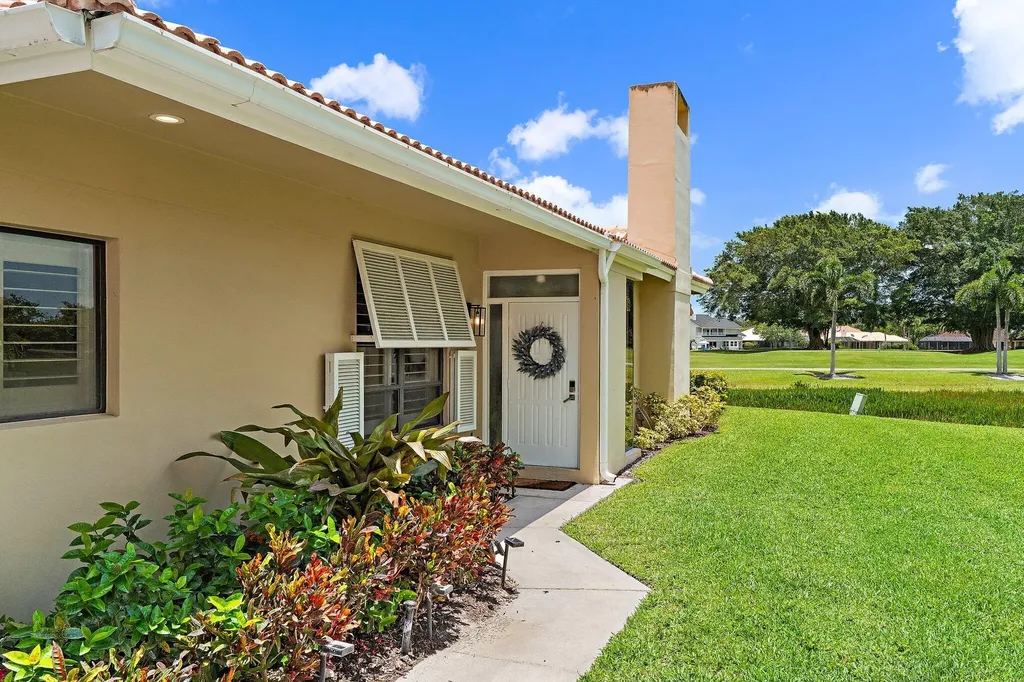261 Old Meadow Way Palm Beach Gardens FL 33418