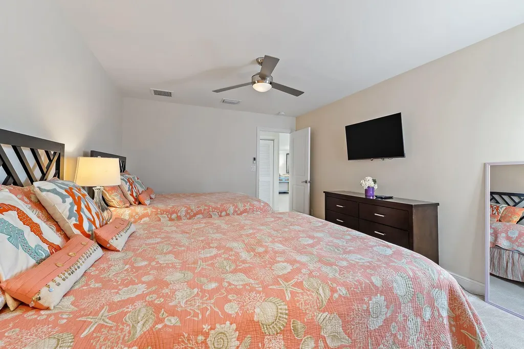 261 Old Meadow Way Palm Beach Gardens FL 33418