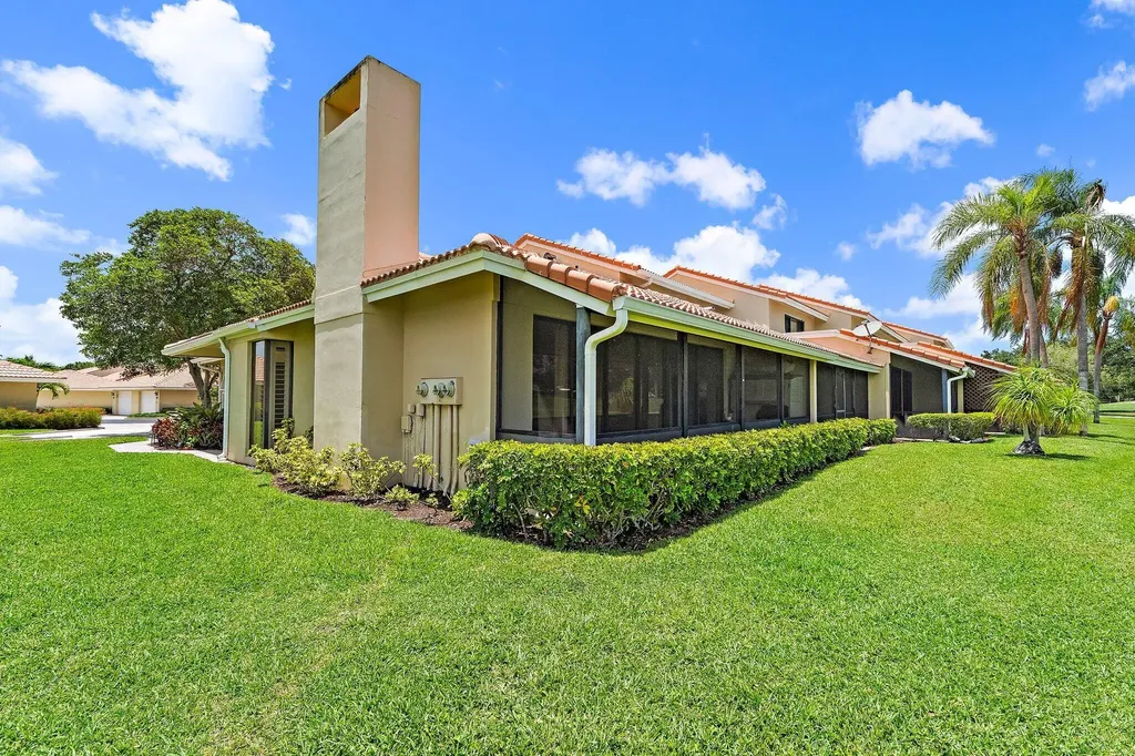 261 Old Meadow Way Palm Beach Gardens FL 33418