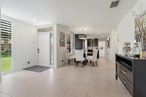 261 Old Meadow Way Palm Beach Gardens FL 33418