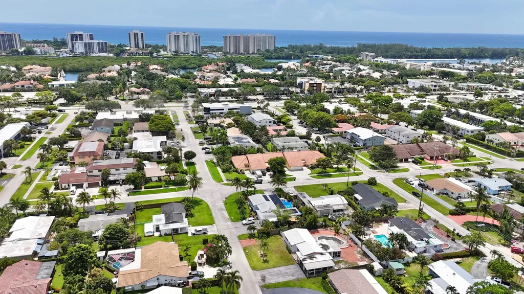 470 NE 45th Street Boca Raton FL 33431