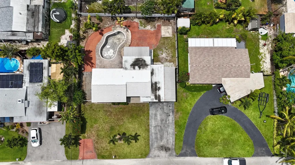 470 NE 45th Street Boca Raton FL 33431