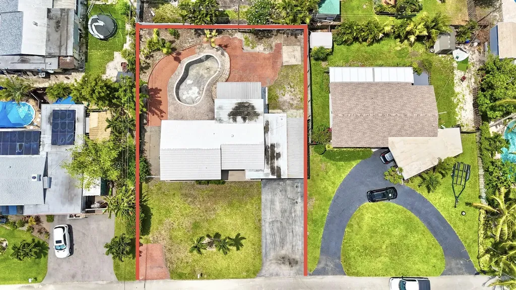 470 NE 45th Street Boca Raton FL 33431