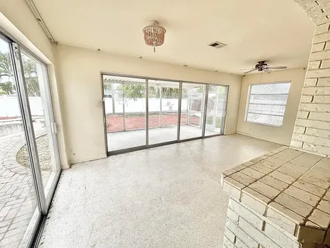 470 NE 45th Street Boca Raton FL 33431