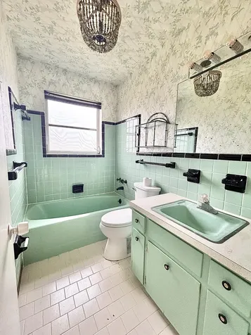 470 NE 45th Street Boca Raton FL 33431