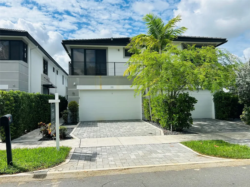 310 SW 9th Street Fort Lauderdale FL 33315