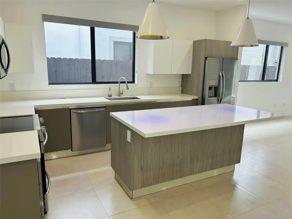 310 SW 9th Street Fort Lauderdale FL 33315