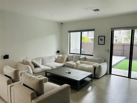 310 SW 9th Street Fort Lauderdale FL 33315