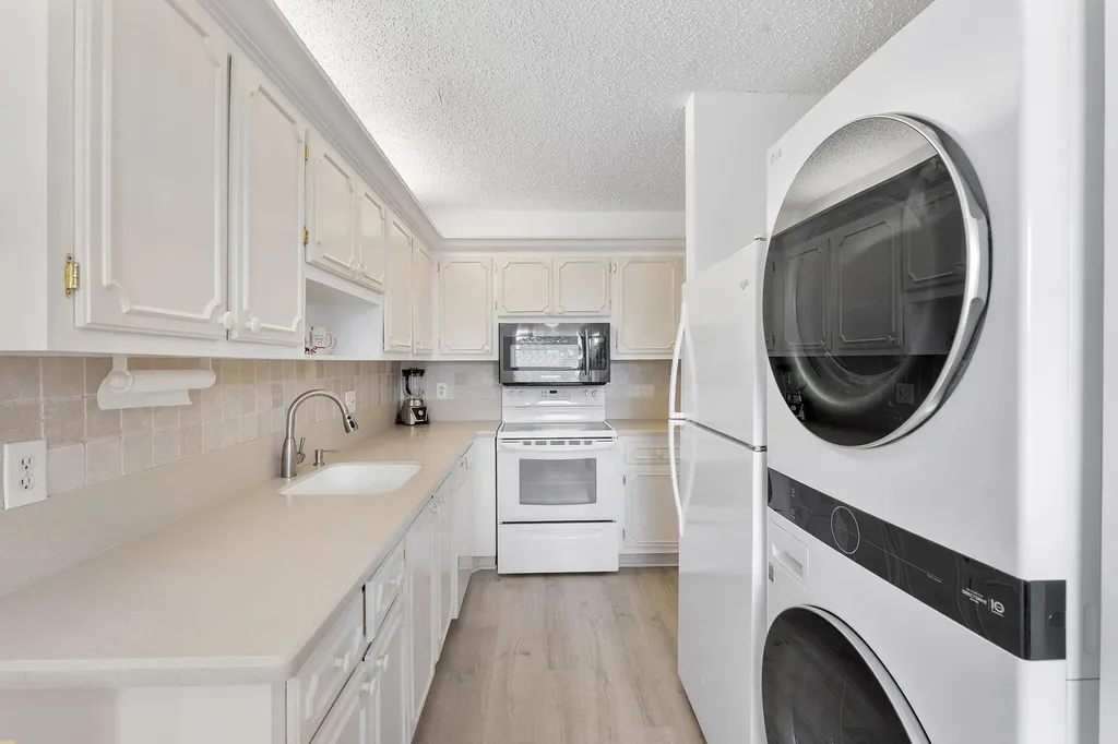 1110 Boxwood Drive Delray Beach FL 33445