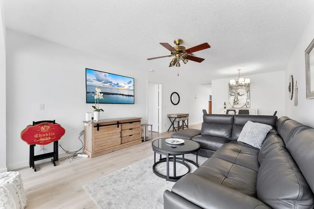 1110 Boxwood Drive Delray Beach FL 33445