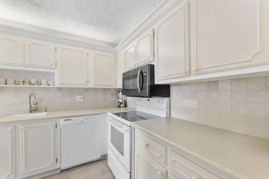 1110 Boxwood Drive Delray Beach FL 33445