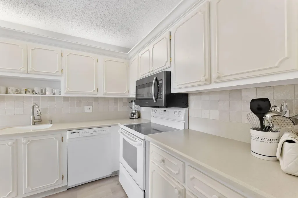 1110 Boxwood Drive Delray Beach FL 33445