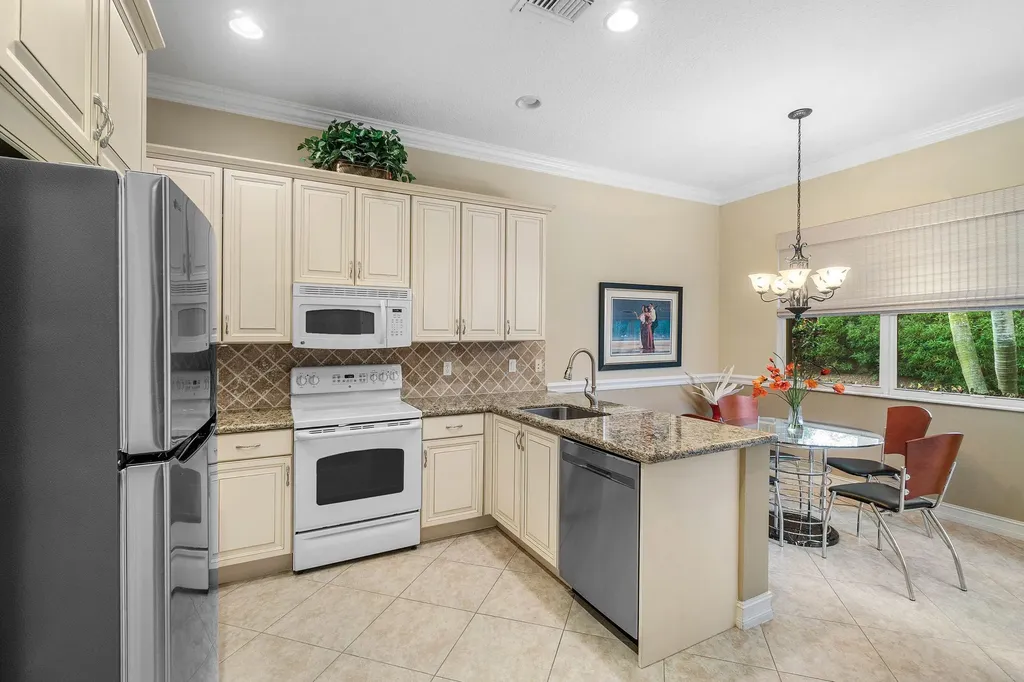 7410 Ringwood Terrace Boynton Beach FL 33437