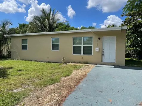 630 N 69th Avenue Hollywood FL 33024