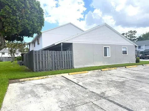 3808 Inlet Circle Greenacres FL 33463