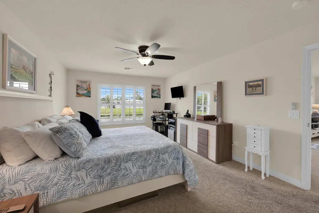 22 Alta Loma Port St Lucie FL 34952