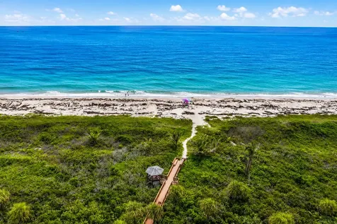 5047 N Highway A1a Hutchinson Island FL 34949
