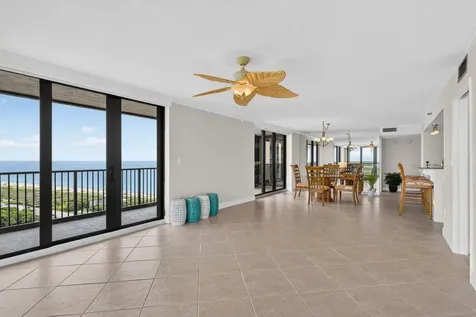 5047 N Highway A1a Hutchinson Island FL 34949