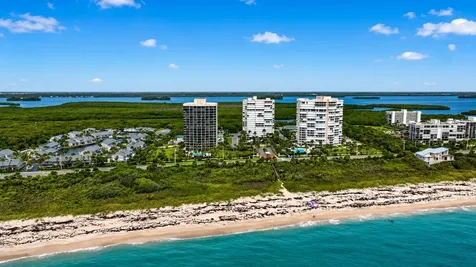 5047 N Highway A1a Hutchinson Island FL 34949
