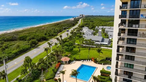 5047 N Highway A1a Hutchinson Island FL 34949