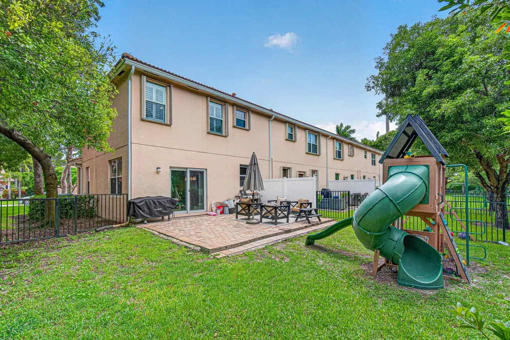 6455 Azura Lake Road Lake Worth FL 33463