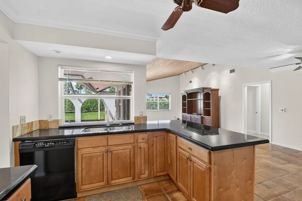2400 SW 23rd Cranbrook Drive Boynton Beach FL 33436