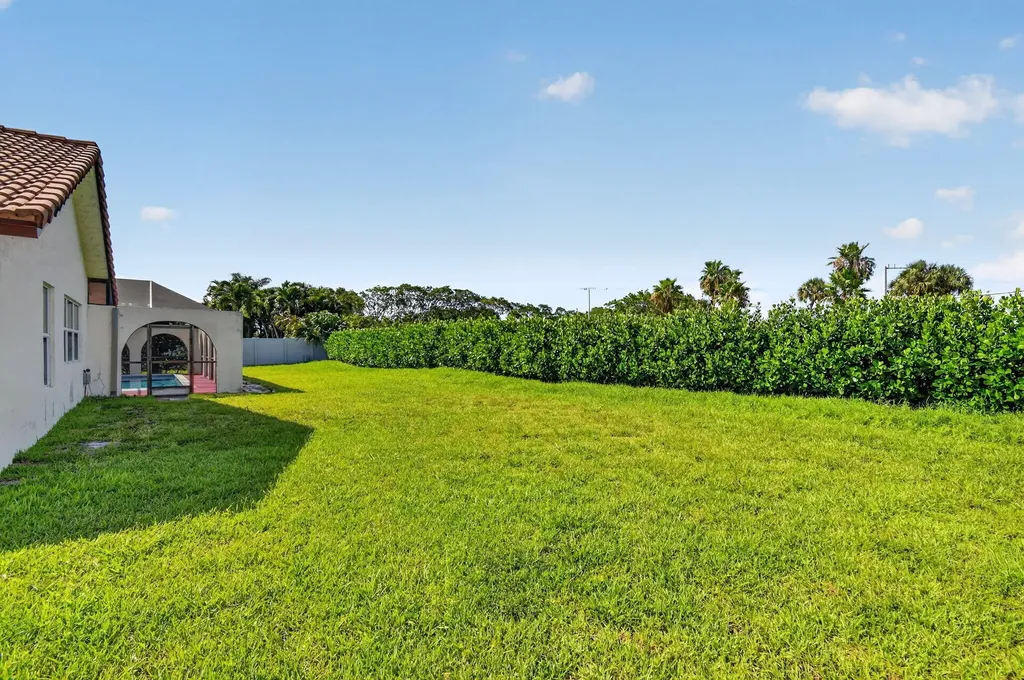 2400 SW 23rd Cranbrook Drive Boynton Beach FL 33436