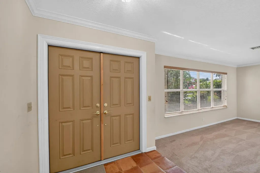 2400 SW 23rd Cranbrook Drive Boynton Beach FL 33436