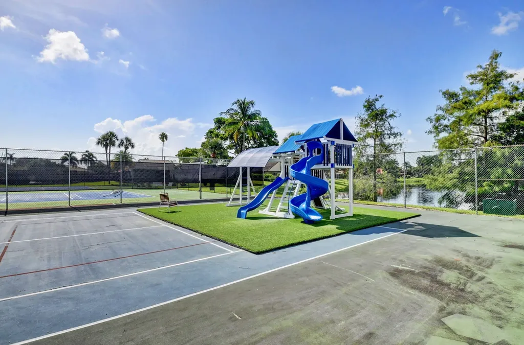 2400 SW 23rd Cranbrook Drive Boynton Beach FL 33436