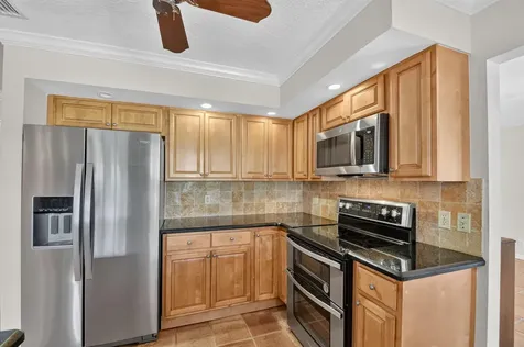 2400 SW 23rd Cranbrook Drive Boynton Beach FL 33436
